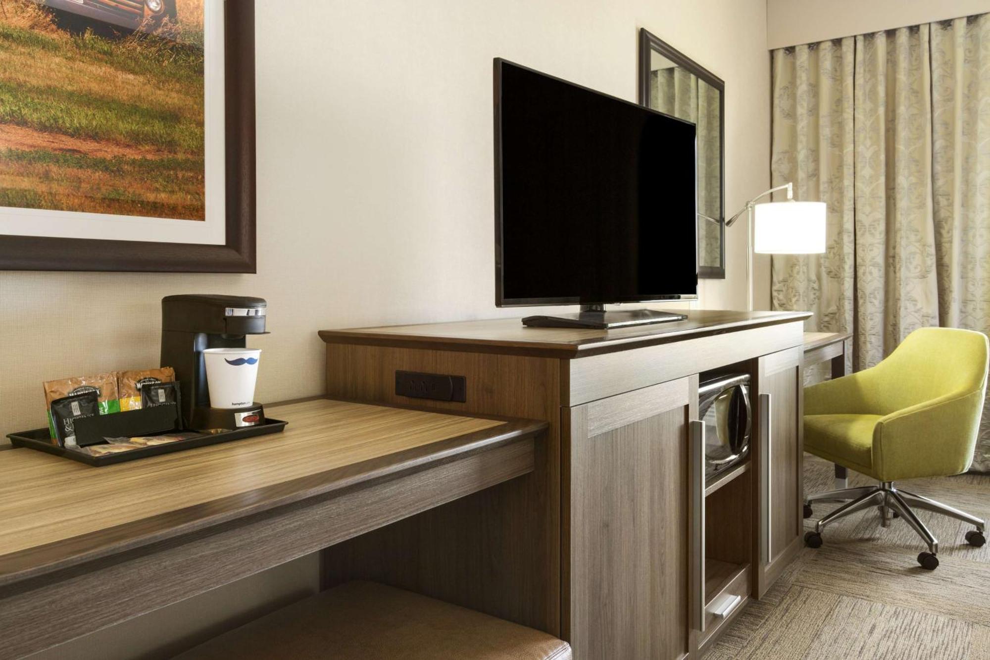 Hampton Inn By Hilton Edmonton/Sherwood Park Esterno foto