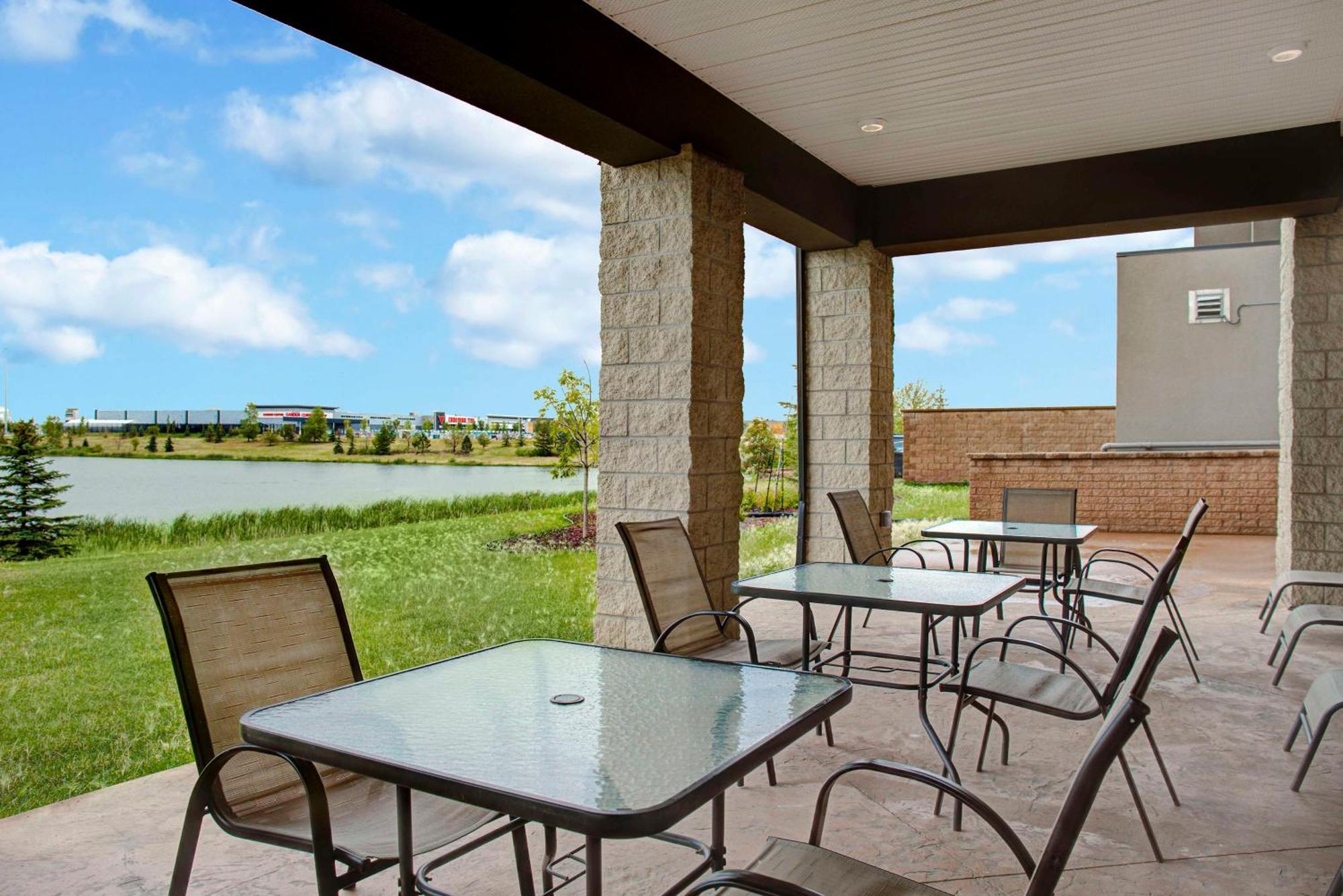 Hampton Inn By Hilton Edmonton/Sherwood Park Esterno foto